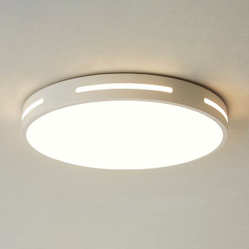 Minimalist Round Ultra-Thin LED Bedroom Ceiling Lamp in Black/White, Various Sizes