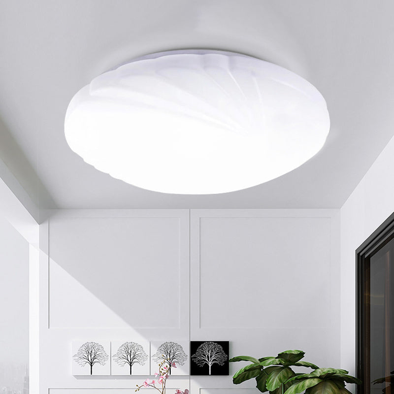 White Shell Shaped Led Ceiling Lamp In 3 Light Colors Various Sizes