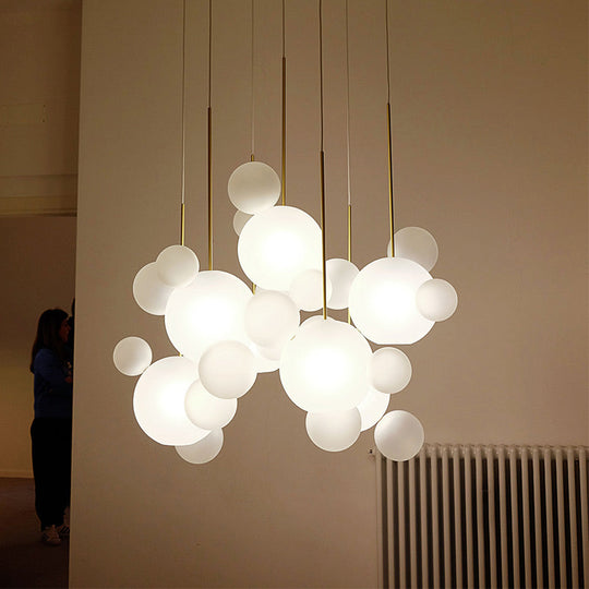 Valentina - Modern Bubble Hanging Pendant Light Modern Mouth Blown White Glass 5-Bulb Cafe House Ceiling Suspension Lamp