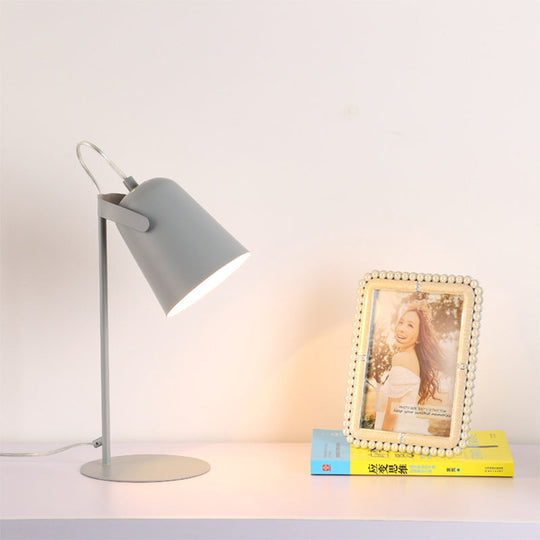 Nordic Style Rotatable Desk Lamp: Metal Plug-In Light For Dormitory Bedroom