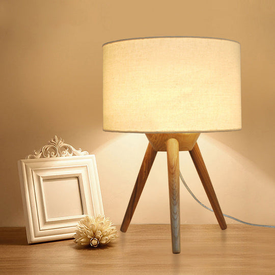 Minimalist Tripod Night Lamp With Drum Shade And Wood Base - Perfect For Single Bedrooms