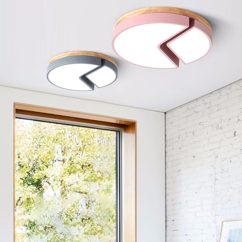 Nordic Style Acrylic Round Cake Light: Flush Mount Ceiling Light, Perfect for Nursing Rooms