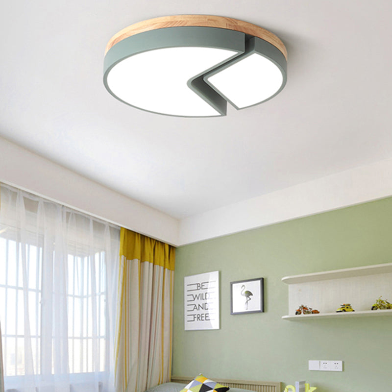 Nordic Style Acrylic Round Cake Light: Flush Mount Ceiling Light, Perfect for Nursing Rooms