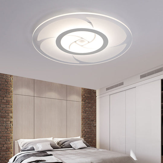 Modern Pinwheel Pattern Disc Thin Ceiling Light - 16.5"/24.5"/31" W LED Flush Mounted Lamp - White Light