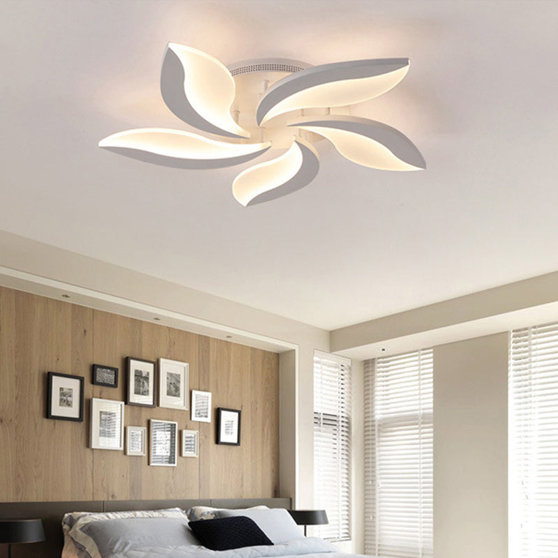 Contemporary Led Leaf Shaped Flushmount Lighting With Acrylic Diffuser - 3/12/15 Lights White