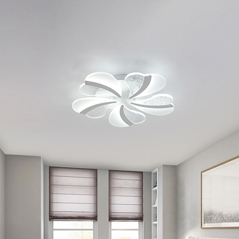 Modern Heart-Shaped LED Ceiling Lamp - Acrylic, Flush Mount Light for Living Room with 5/9/15 Warm/White Lights