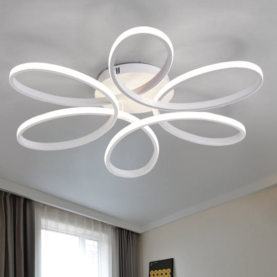 Minimalist Flower-Shaped Flushmount Acrylic LED Ceiling Light in White