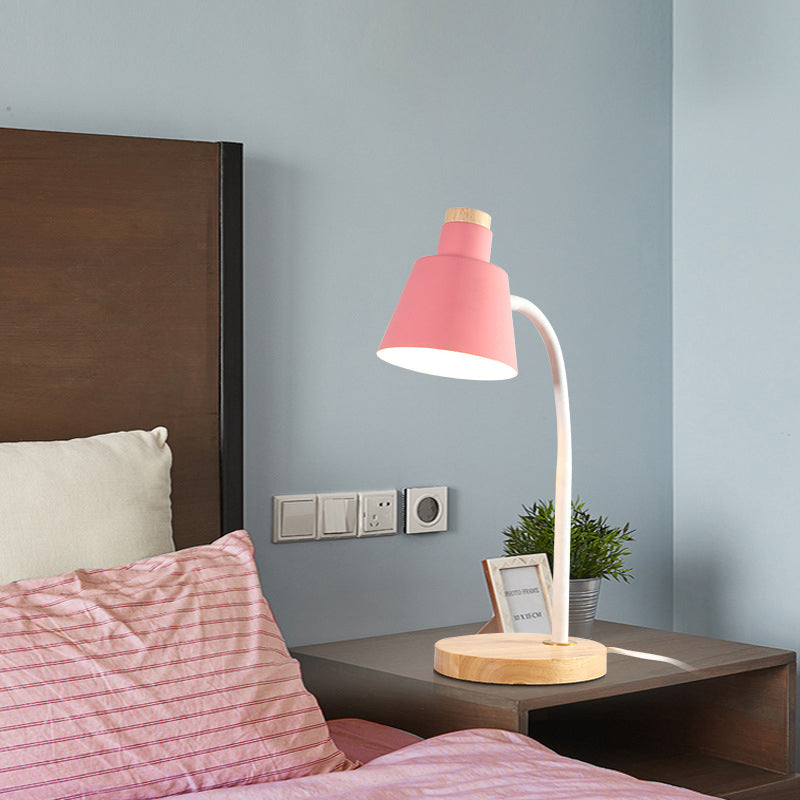 Nordic Style Metal Desk Lamp - 1-Head Bucket Design For Child Bedroom Pink