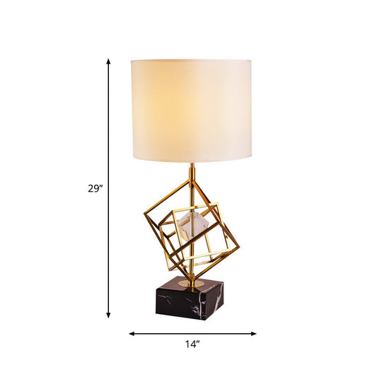 Interlocked Cube Table Lamp: Modern Metal 1-Light Night Light With Brass And Black Accents