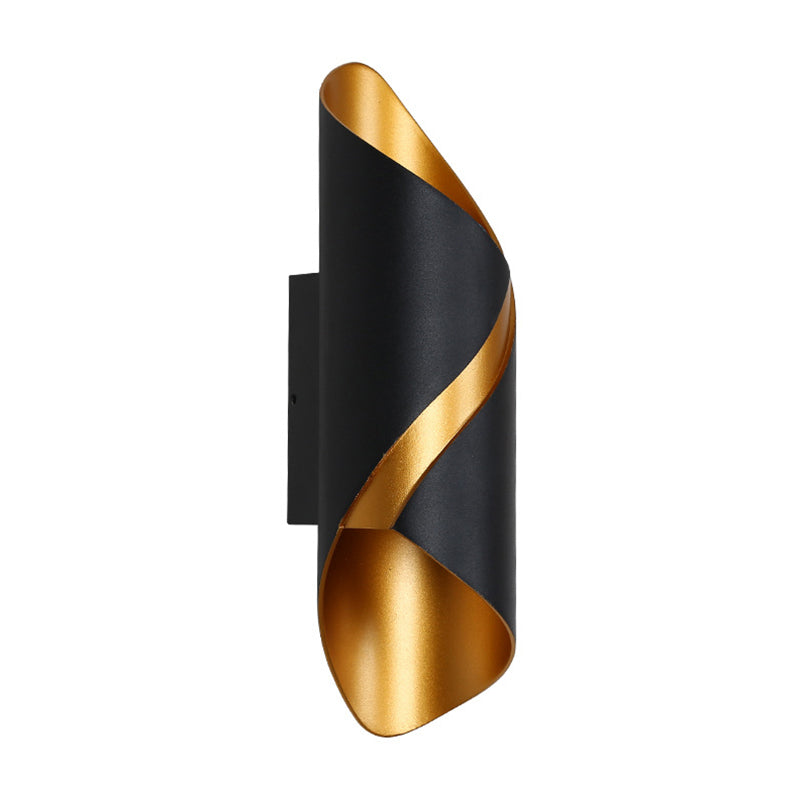 Metal Wall Light With Post-Modern Led Technology Black & Gold Finish