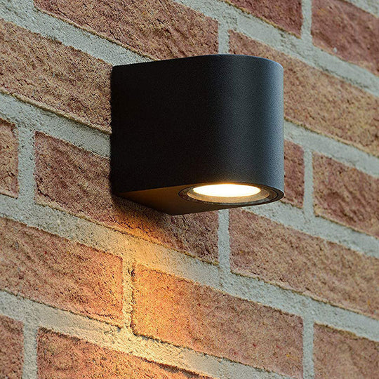 Contemporary Led Outdoor Wall Mount Sconce Light With Metal Shade - Black