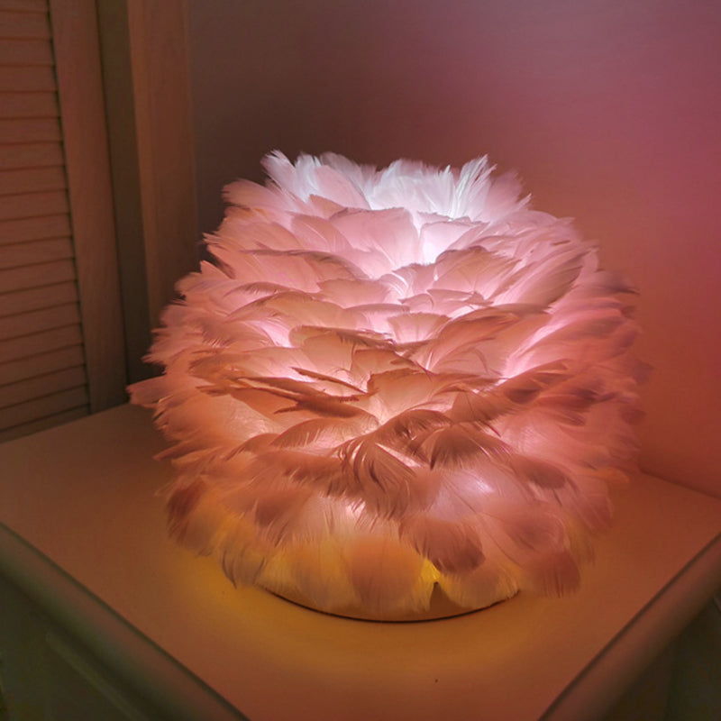 Feathered Flower Blossom Bedside Lamp - Modern Stylish Night Light (Pink/Apricot/White)