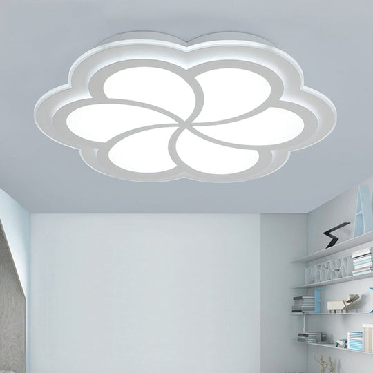 White Blossom Shaped Flush Mount LED Ceiling Lamp for Kids' Balcony and Porch