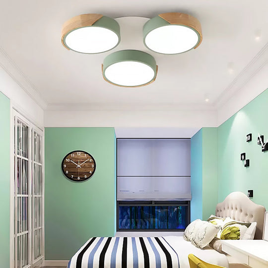 Modern White/Green Round Flush Ceiling Light with Stylish Metal Finish - 3/7 Heads Ceiling Lamp for Living Room