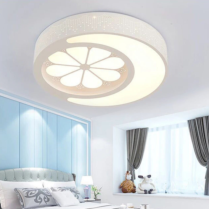 Kids' Moon and Flower Acrylic Art Deco Flush Mount Ceiling Light for Children's Room