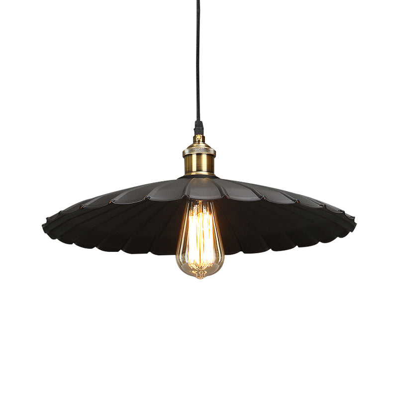 Scalloped Black Metal Pendant Light For Warehouse And Dining Room