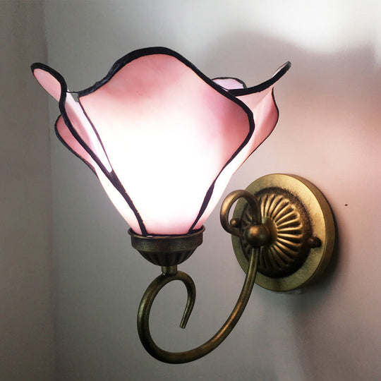 Stunning Metal Brass Tiffany Wall Sconce - Swirled Arm Design With 1-Light & Geometry Cut Glass