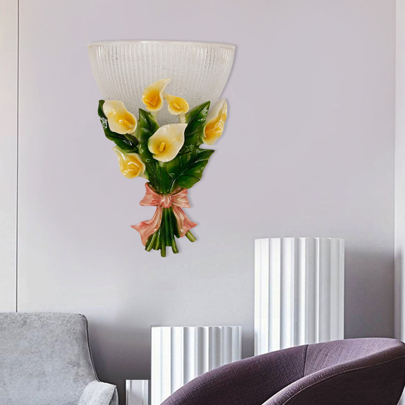 Traditional Prismatic Glass Wall Lamp With Green Bouquet Detail For Living Room Sconce