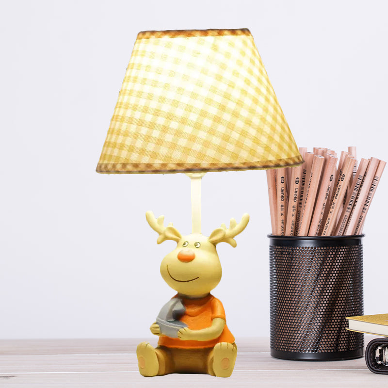 Kids Deer Man Reading Light: Resin Animal Desk Lamp In Yellow / Small