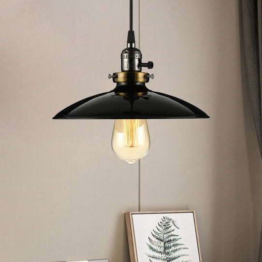 Industrial Style Saucer Metal Pendant Ceiling Light in Black/White for Living Room