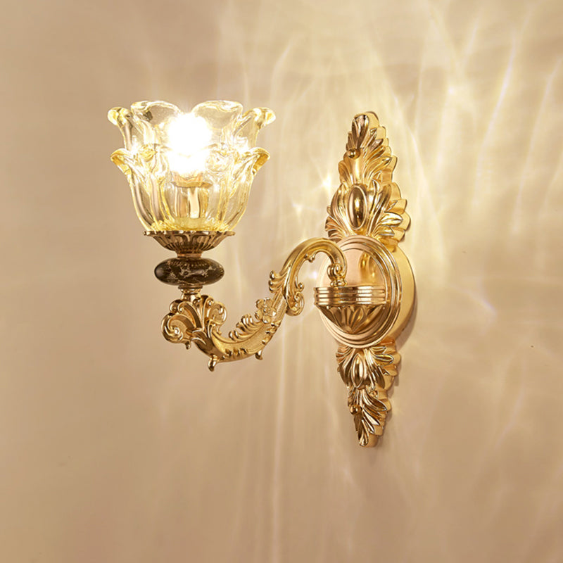 Classic Wall Light With Carved Glass Shade And Gold Finish 1 / B