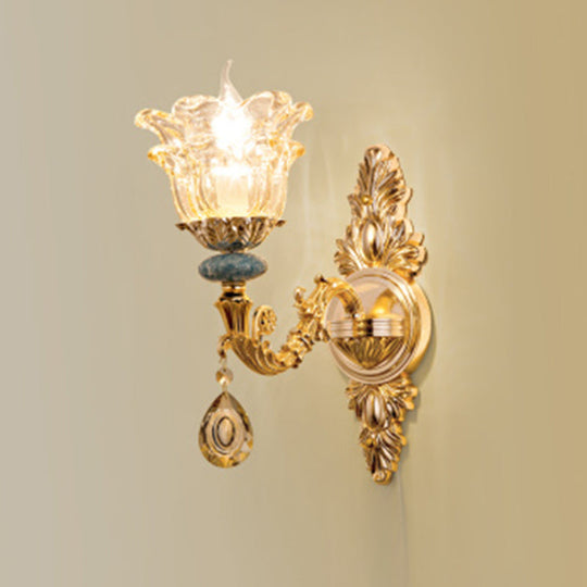 Classic Wall Light With Carved Glass Shade And Gold Finish 1 / C