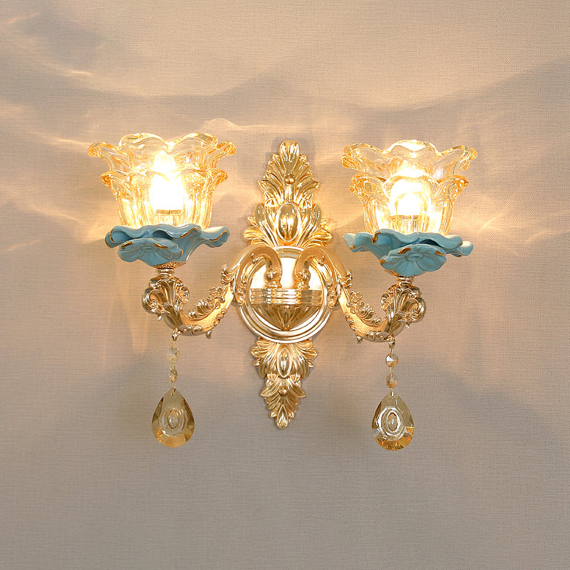 Classic Wall Light With Carved Glass Shade And Gold Finish 2 / D