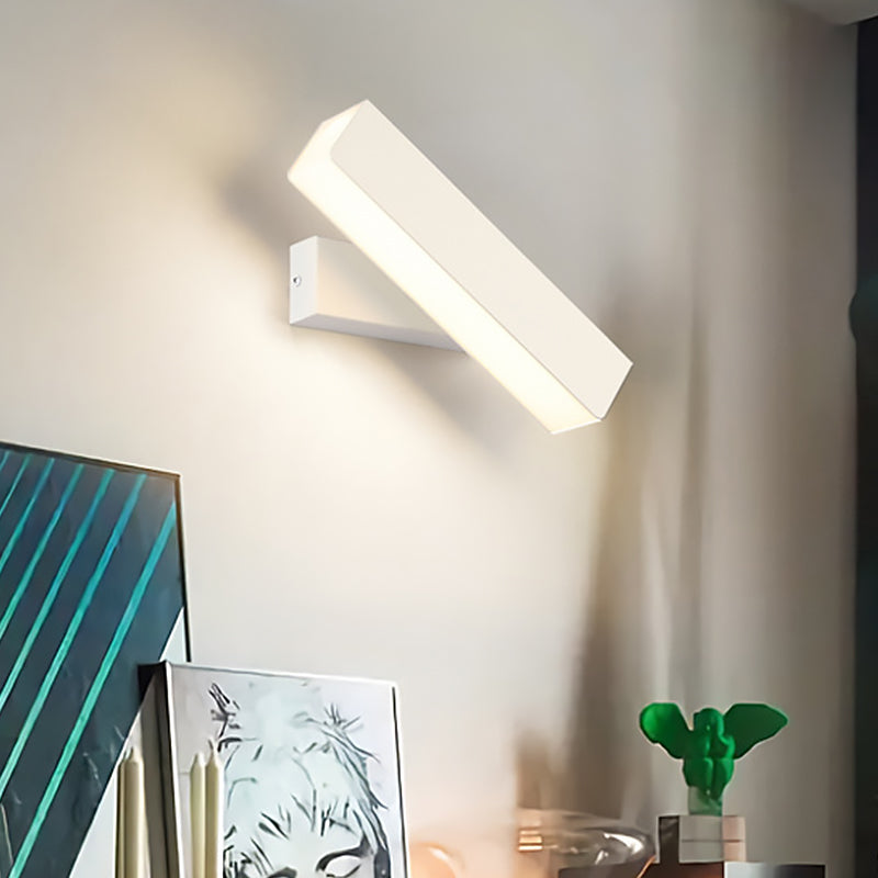 Rotatable Linear Led Wall Sconce Light - Simple Black/White Design Warm/White White / Warm