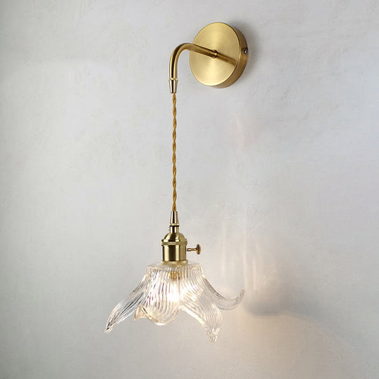 Shaded Wall Light With Clear Glass Fixture - Minimalist Single-Bulb Lighting For Living Room / B