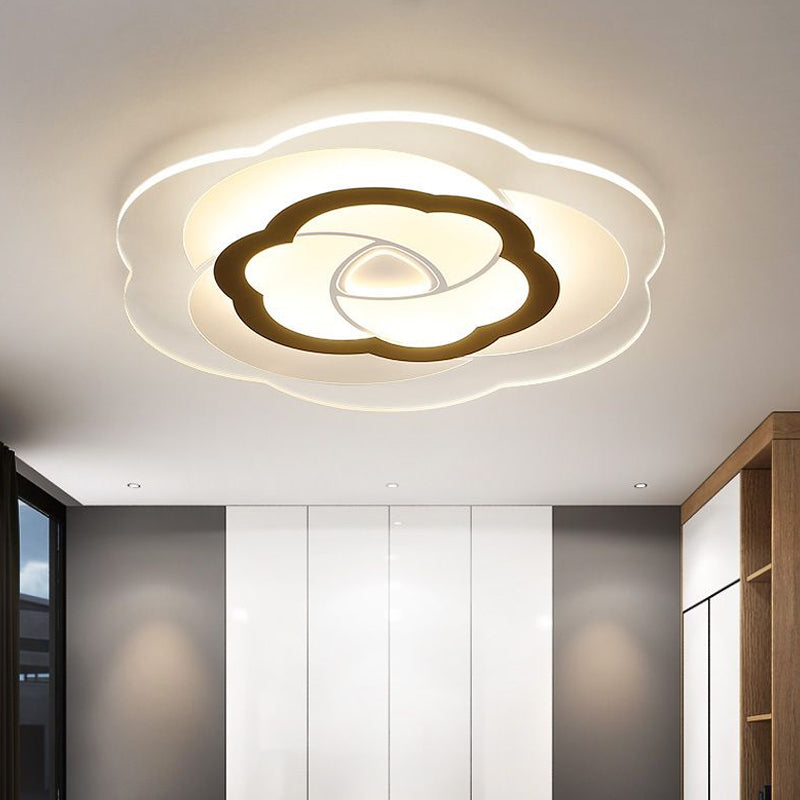 Nordic Flower Flush Acrylic LED Ceiling Light for Living Room Clear