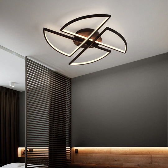 Modern Aluminum Windmill LED Flush Light in Black for Living Rooms - Ceiling Flush Mount