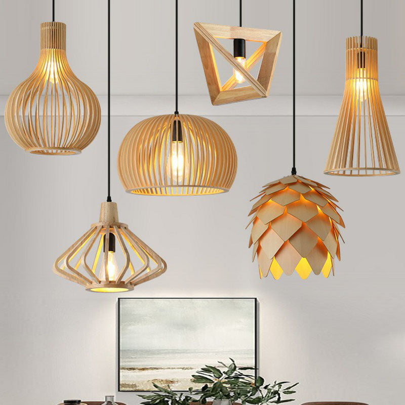 Japanese Wood Single-Bulb Pendant Ceiling Light - Stylish Shade & Ideal For Restaurants