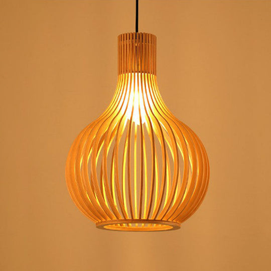 Japanese Wood Single-Bulb Pendant Ceiling Light - Stylish Shade & Ideal For Restaurants