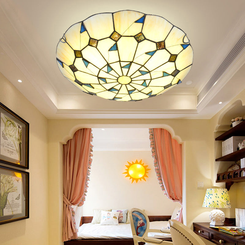 Tiffany Dome Shade LED Flush Mount Lighting for Bedroom - Gridded Glass Fixture