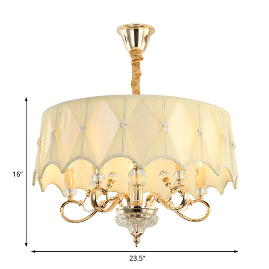 Lustre rond à 5 lampes avec abat-jour en tissu blanc et supports en cristal - Plafonnier traditionnel