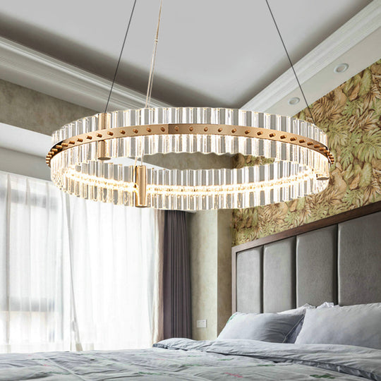 Kit de suspension LED dorée pour chambre à coucher avec lustre circulaire minimaliste en cristal transparent