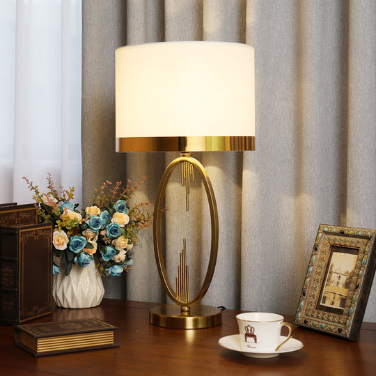 Traditional Round Fabric Table Light In Brass - Single Living Room Nightstand Lighting