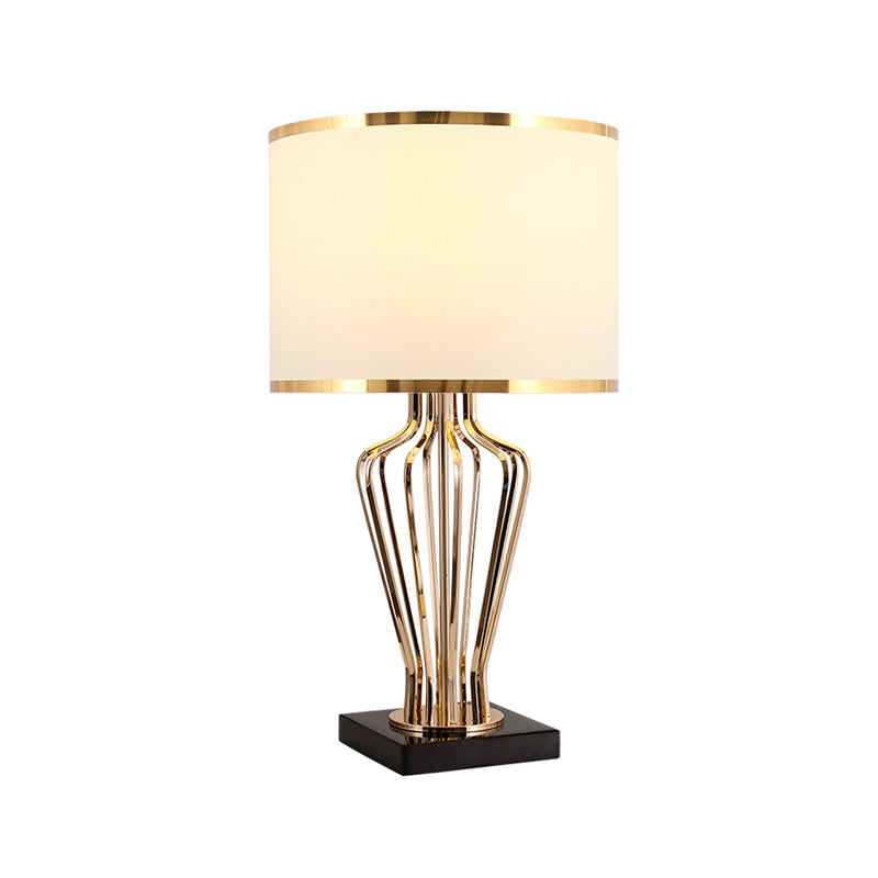 Traditional Single Brass Table Light With Drum Shade For Living Room Nightstand