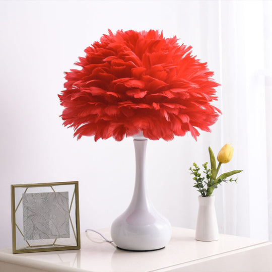 Nordic Feather Vase Night Stand Lamp - Elegant Bedroom Table Lighting