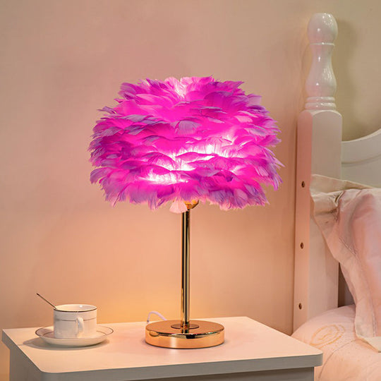 Blossom Feather Bedside Lamp - Minimalistic Natural Nightstand Light