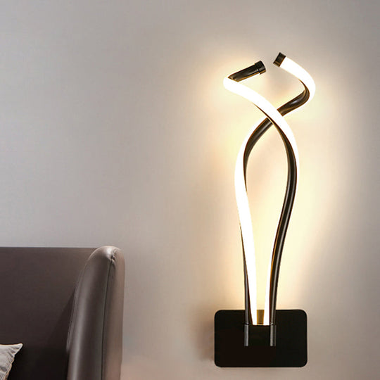 Art Deco Twisting Led Wall Sconce: Metal Edition For Bedroom Lighting