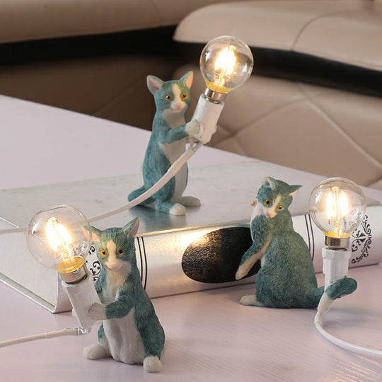 Adorable Kitten Nightstand Lamp Decorative Resin Child-Friendly 1-Bulb Ideal For Childrens Bedroom