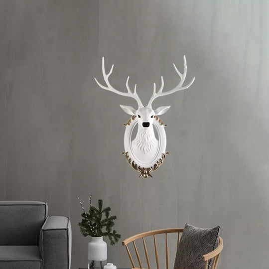 Country Resin Deer Head Sconce Light - Led Wall Mounted Lamp (16/18.5) In Black/White/Wood