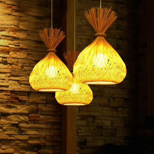 Bamboo Pendant Light- Onion Shaped Single-Bulb Asian Hanging Lamp For Dining Room In Beige