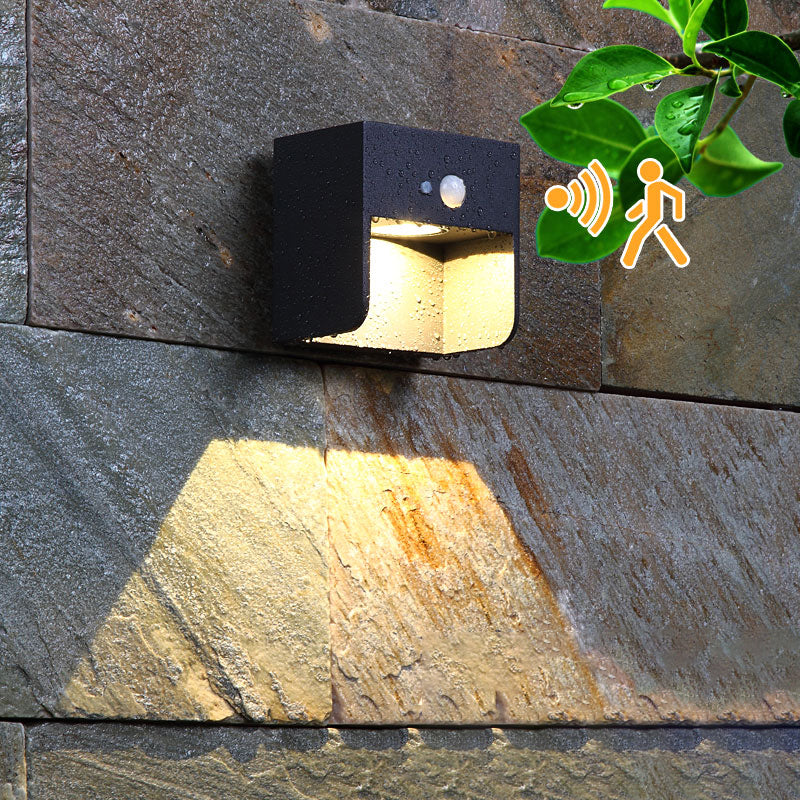 Sleek Metal Black Solar Wall Lamp - Stylish Pathway Lighting