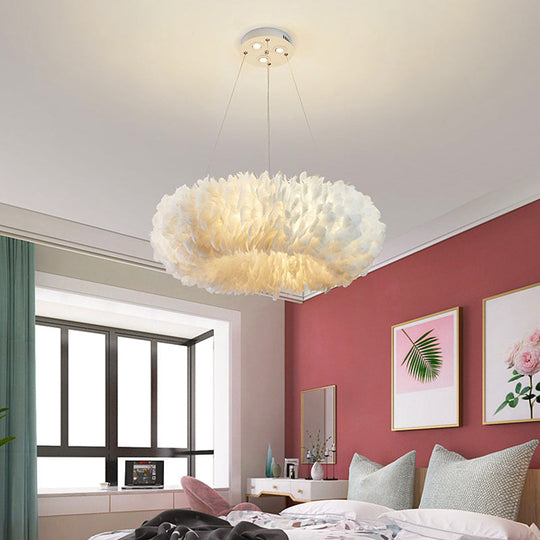 Modern Feather Bedroom Pendant Light Fixture - Elegant White Chandelier