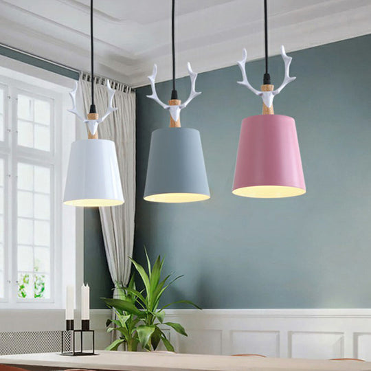 Metal Macaron Single Drop Pendant Ceiling Light With Antler Decor Perfect For Dining Rooms