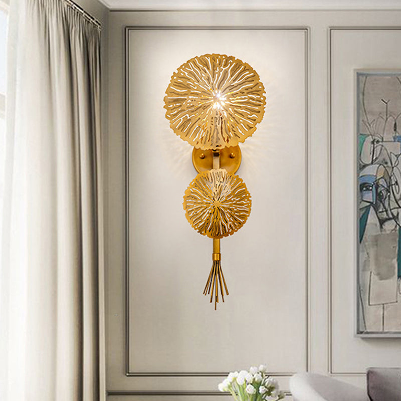 Round Gold Wall Mount Lamp With Traditional Metal Design