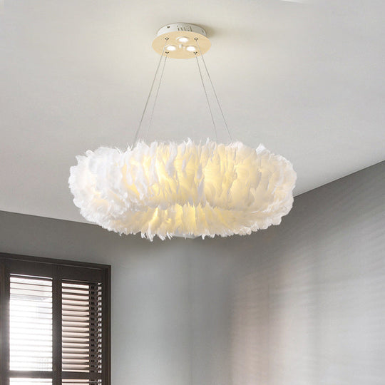 Feather Chandelier Pendant - Nordic Loop Design for Dining Room Lighting