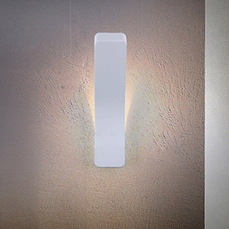 Sleek Metallic Bend Wall Mounted Led Lamp For Corridor With Warm/White Lighting